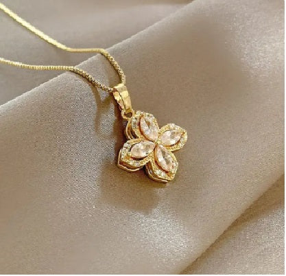 CADENA TREBOL DE CORAZONES